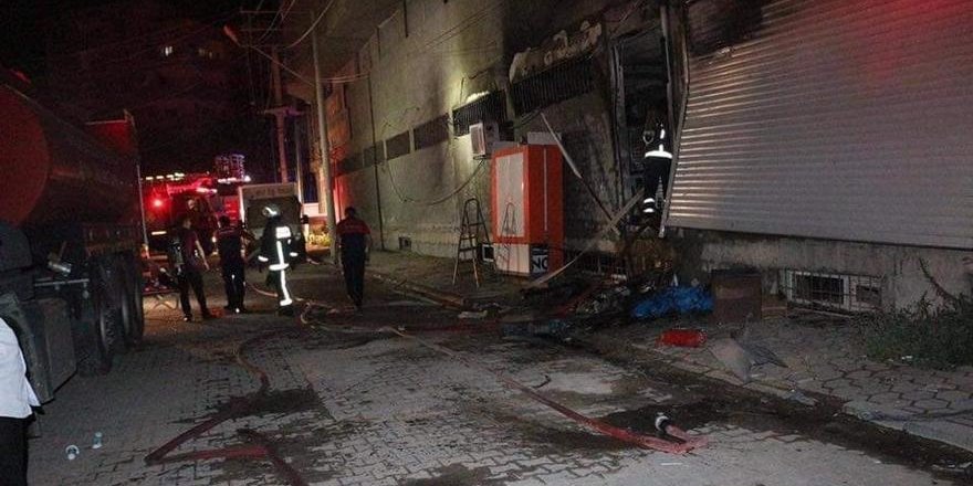Kızıltepe’de mağaza yangını