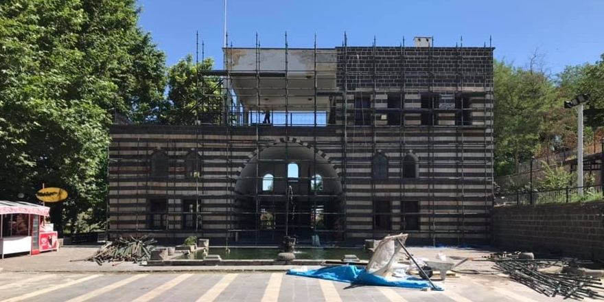 Gazi Köşkü'nde onarım çalışmaları