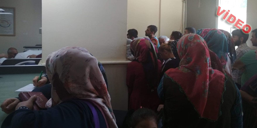 Diyarbakır’da PTT kuyruğu isyan ettirdi!