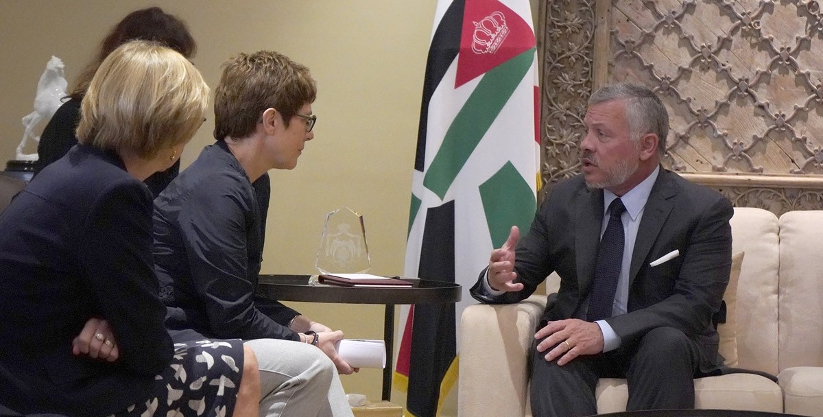 II. Abdullah, Almanya Savunma Bakanı Leyen ile görüştü