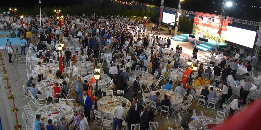Diyarbakır'da şehit aileleri ve gaziler için yemek