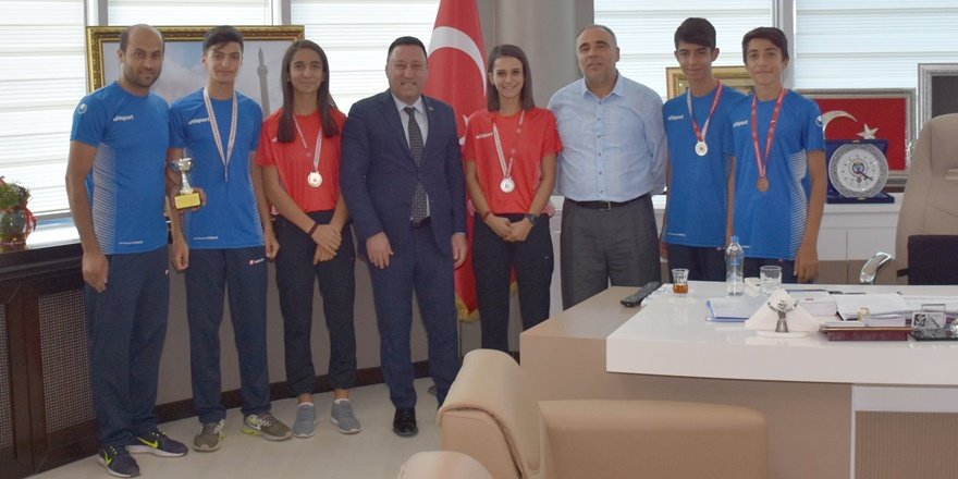 Zafer Bayramı şampiyonları Bağlar'dan