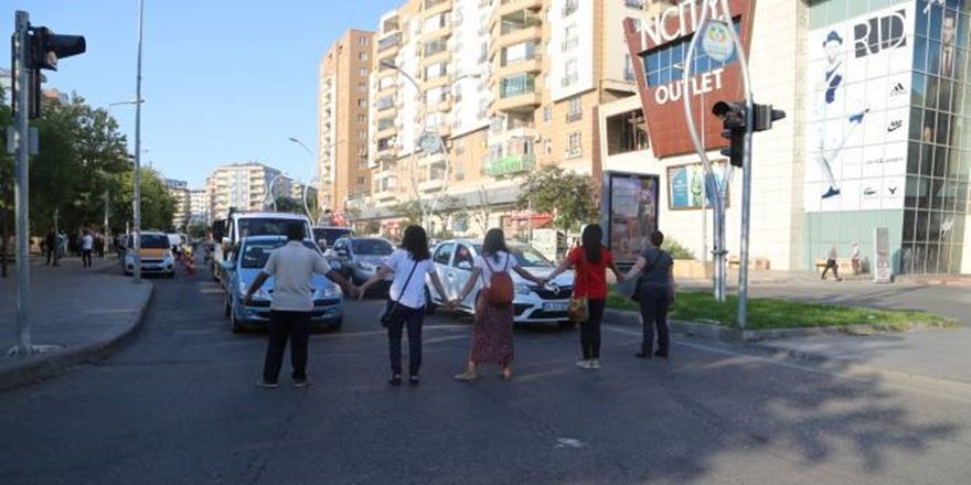 Kayyum protestoları da gözaltılar da sürüyor