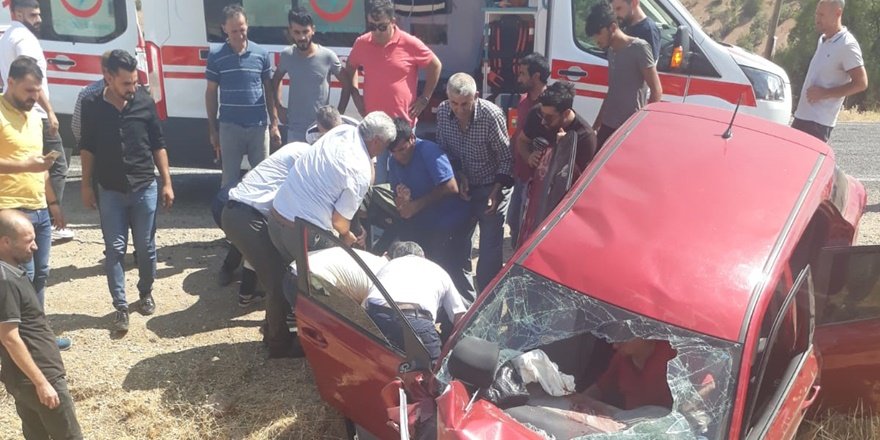 Gercüş'te trafik kazası: 1 ölü, 4 yaralı