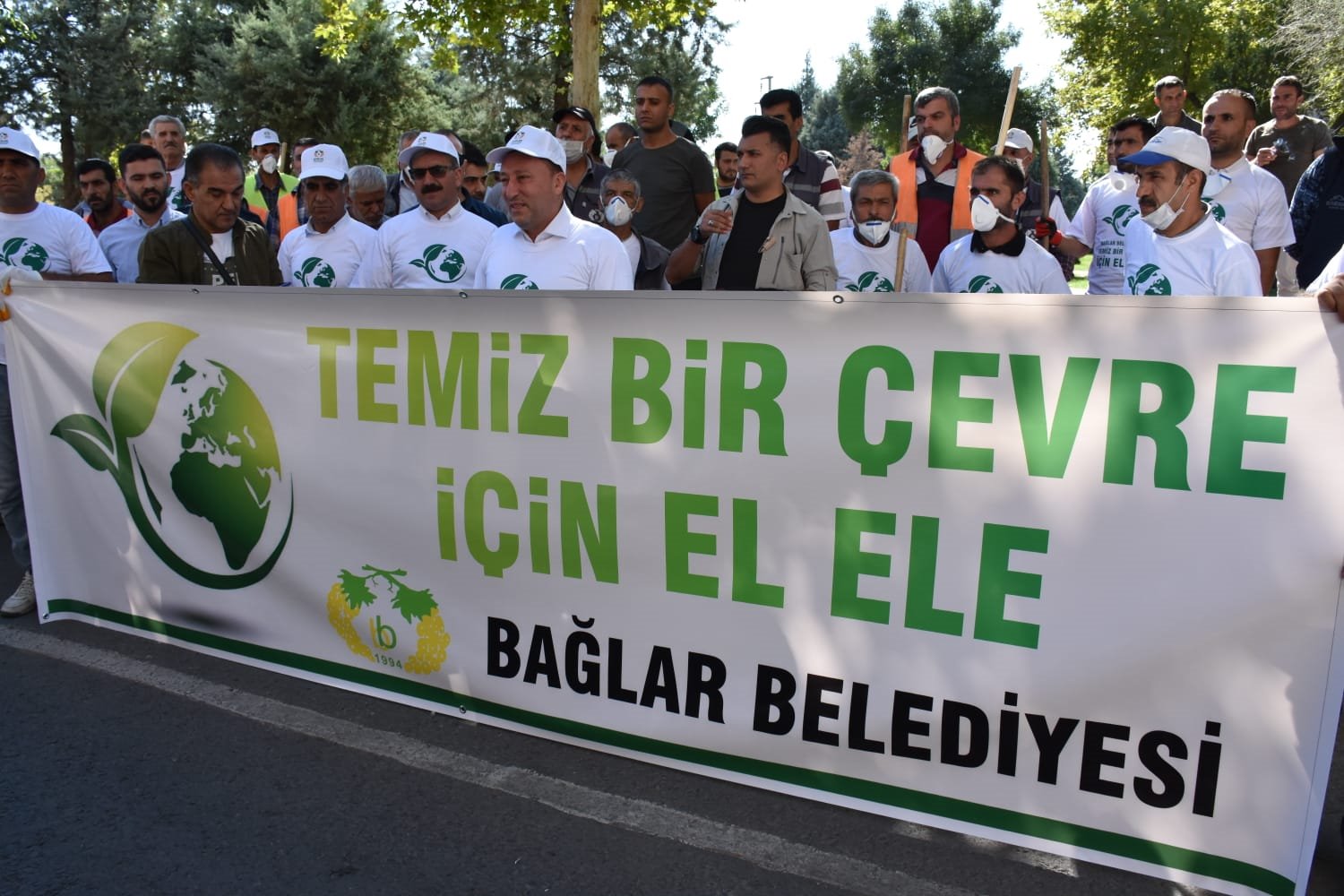 Bağlar Belediyesi’nden temizlik seferberliği