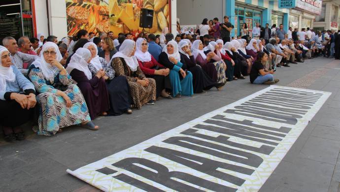 Kayyum protestoları sürüyor