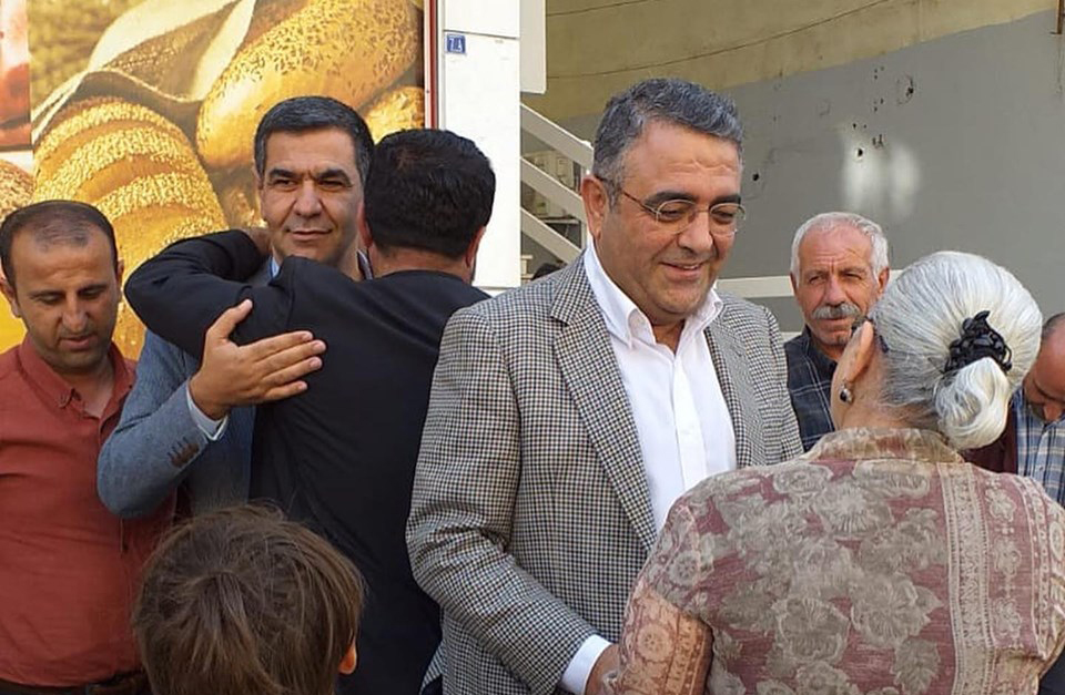 CHP’li Tanrıkulu Diyarbakır’daki kayyum eylemine katıldı