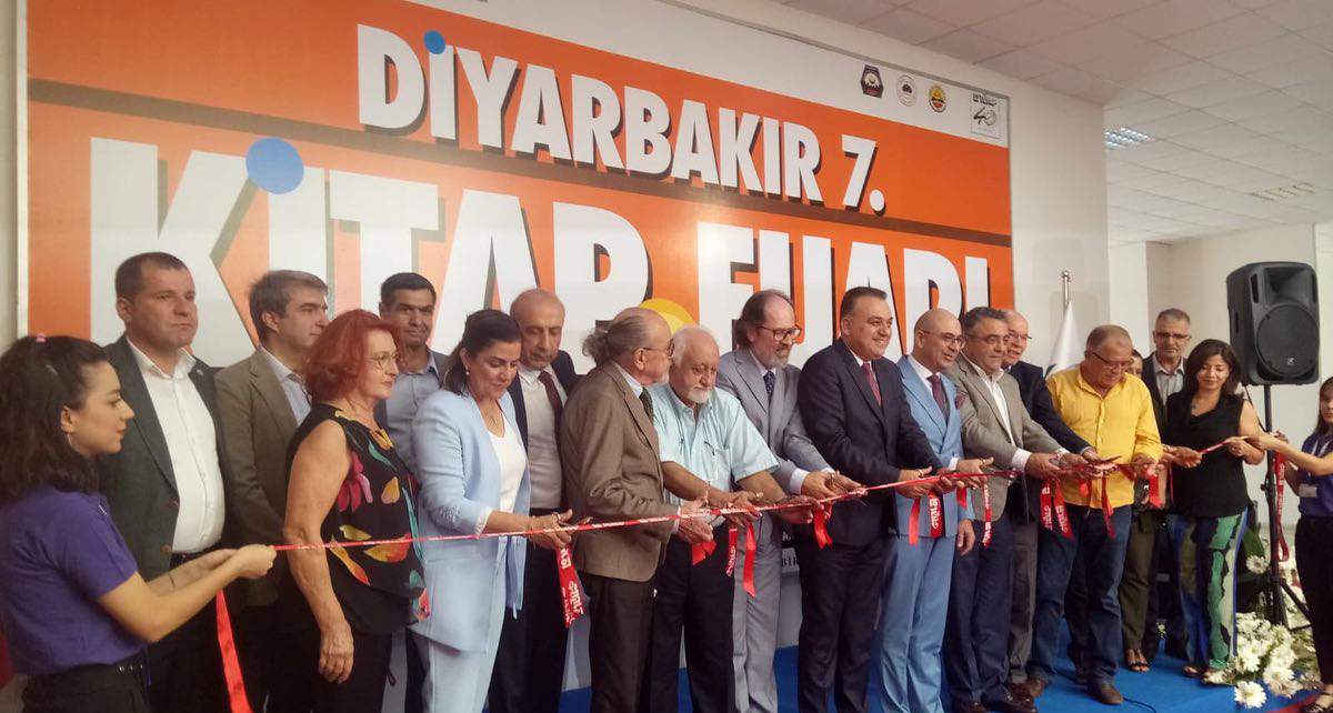 Diyarbakır 7. Kitap Fuarı kapılarını açtı