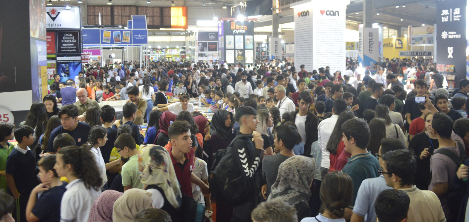 Diyarbakır Kitap Fuarı'na 7 günde 100 bin ziyaretçi