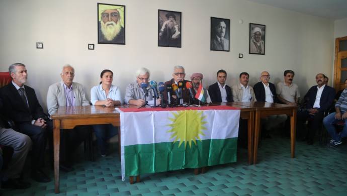 Diyarbakır’da toplanan Kürt Partilerden çağrı: Operasyonlar dursun