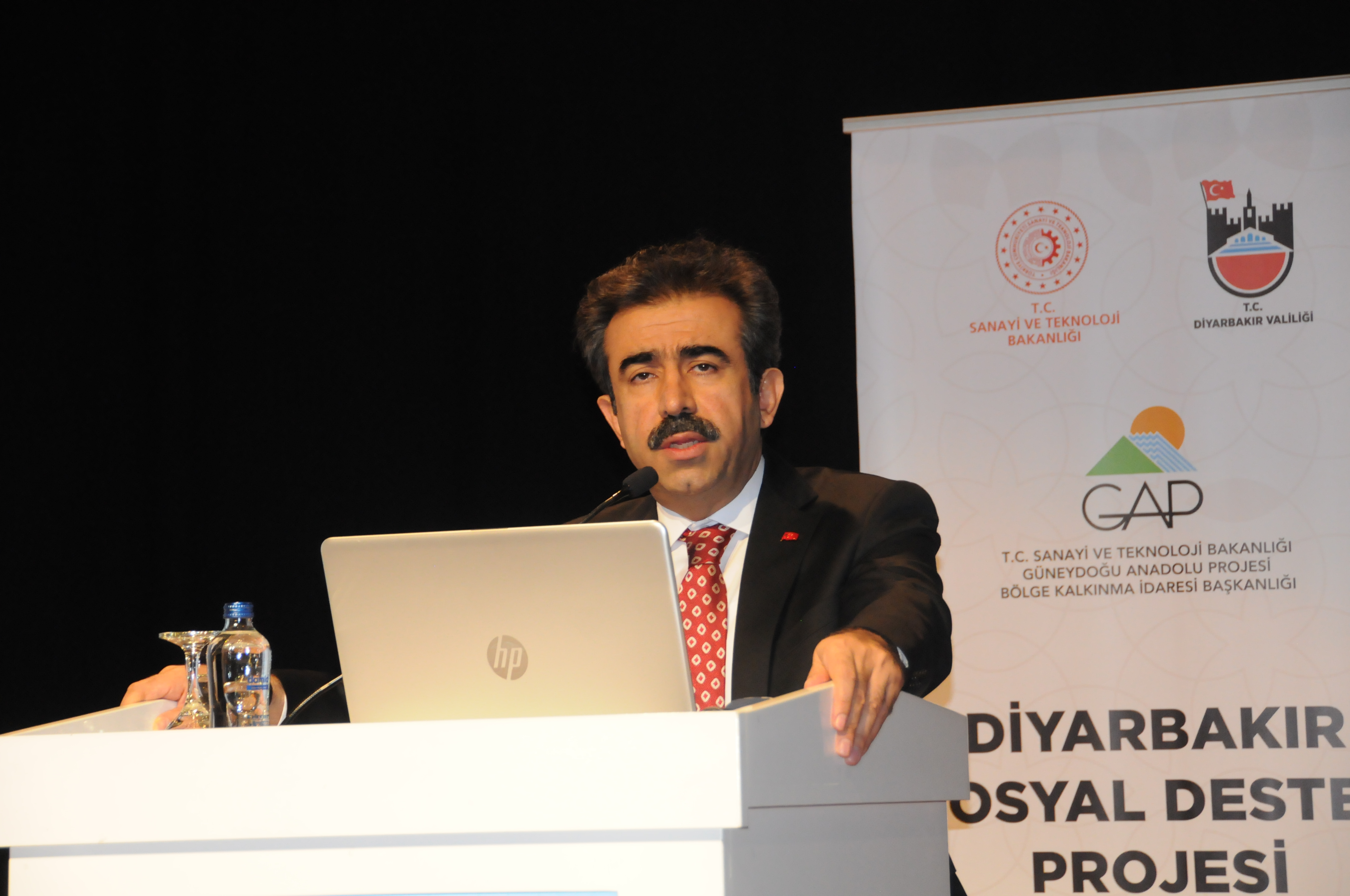 Koruma altındaki çocuklar için rehber öğretmenlere eğitim