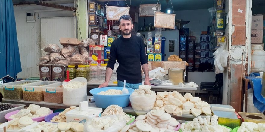 Yoksulun sofrasına peynir artık lüks