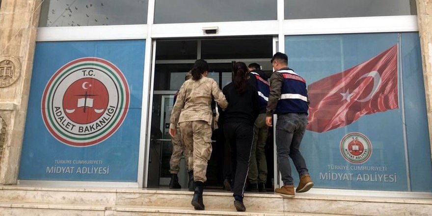 Dilenci kılığındaki hırsızlar yakalandı