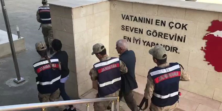 HDP’li meclis üyelerine yakalama