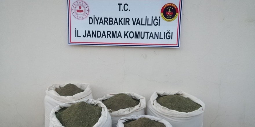 VİDEO - Diyarbakır merkezli operasyonda 20 sığınak bulundu