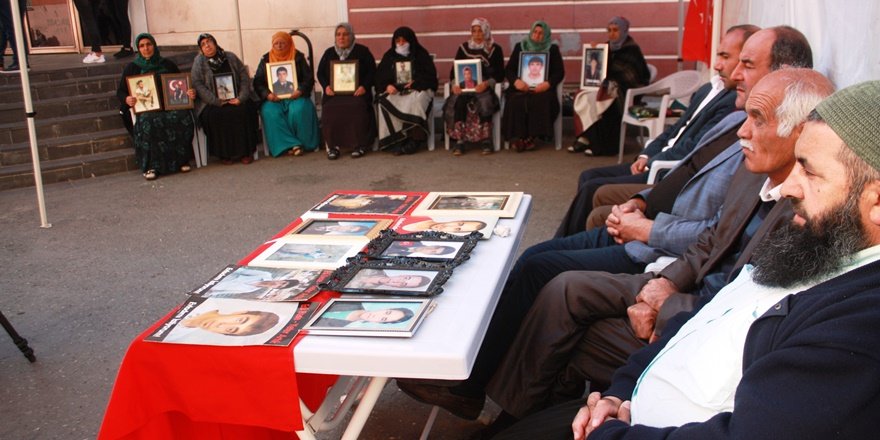 HDP önünde oturan ailelerin eylemi 70’inci gününde