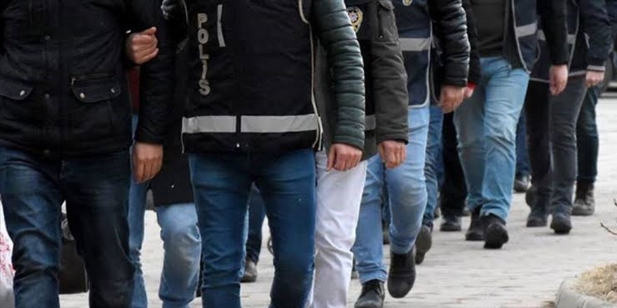 Mardin merkezli 10 ilde FETÖ operasyonu: 12 gözaltı