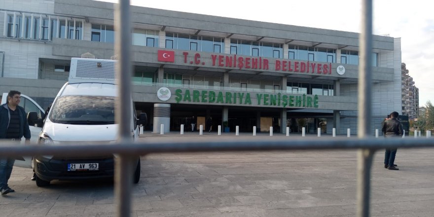 Diyarbakır'a iki kayyum daha