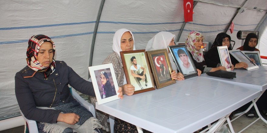 HDP önündeki ailelerin oturma eyleminde 76’ncı gün