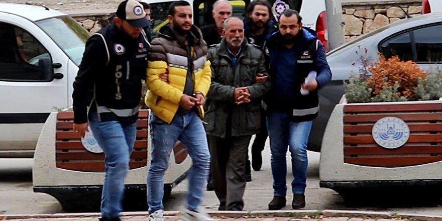 Elazığ ve Diyarbakır'da silah kaçakçılığı operasyonu