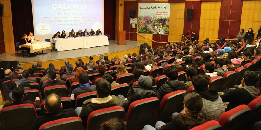 Tunceli’de genç nüfus çalıştayı