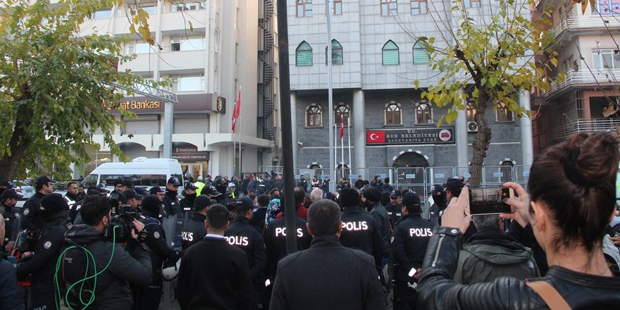 VİDEO - Sur'a kayyum geliyor