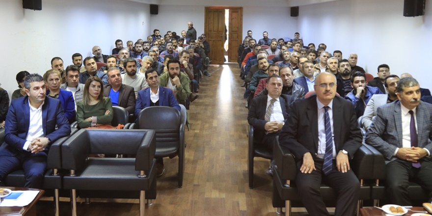 DTSO’da "Yapı Müteahhitlerinin Sınıflandırılması Yönetmeliği" anlatıldı