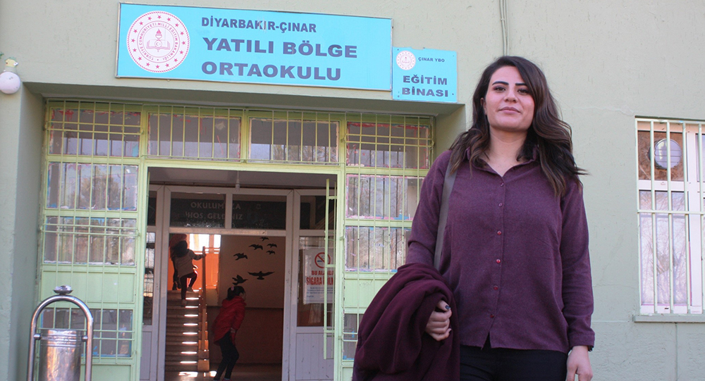 VİDEO - Diyarbakırlı Bozan okuduğu okula öğretmen olarak atandı