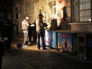 Kavgada bebeğini düşürdü