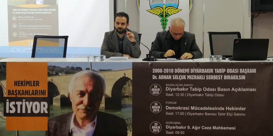 Diyarbakır'da “Demokrasi Mücadelesinde Hekimler” forumu yapıldı