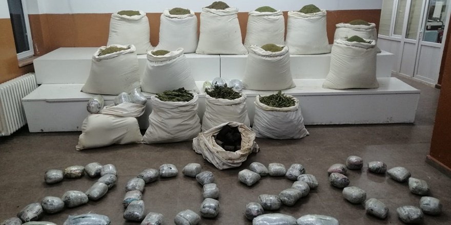 VİDEO - Diyarbakır Lice’de narkotik operasyonu