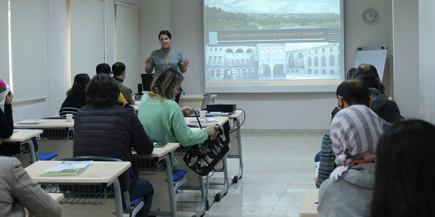 Diyarbakır'da "kültürel miras" eğitimi