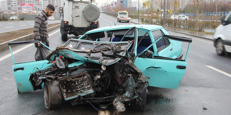 Diyarbakır'daki kazada 2 ağır yaralı