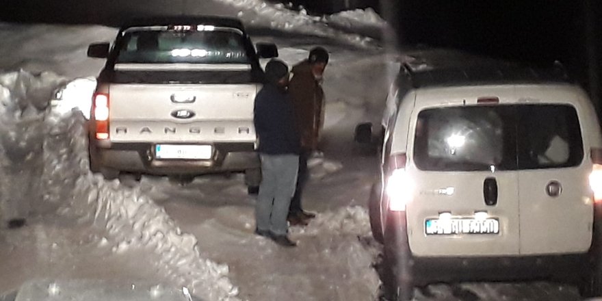 Siirt'te karda mahsur kalan 11 kişiye ulaşıldı