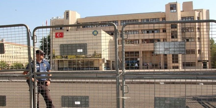 Mahkemenin 12 gün arayla verdiği çelişkili kayyum kararı Danıştay’da