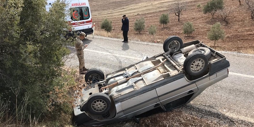 Adıyaman’da otomobil takla attı: 3 yaralı