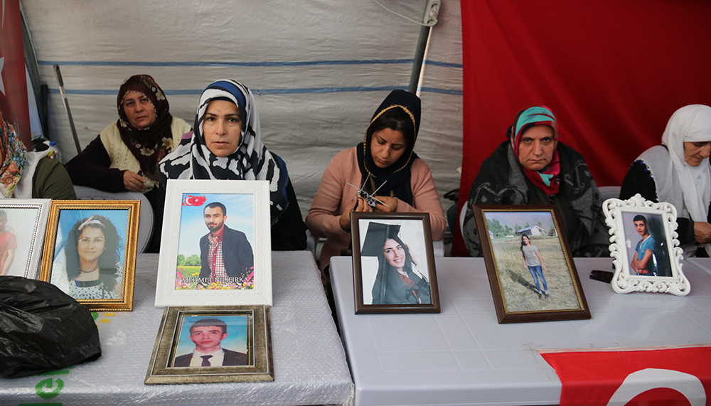 Diyarbakır annelerinin evlat nöbeti sürüyor