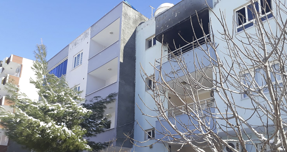 Mardin'de yangın çıkan evde anne ve 3 çocuğu öldü