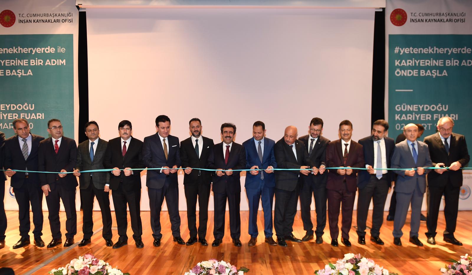 VİDEO - Diyarbakır’da bölgesel kariyer fuarı açıldı