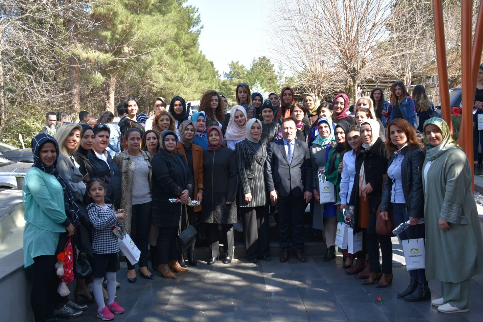 Beyoğlu belediyenin kadın çalışanlarıyla bir araya geldi