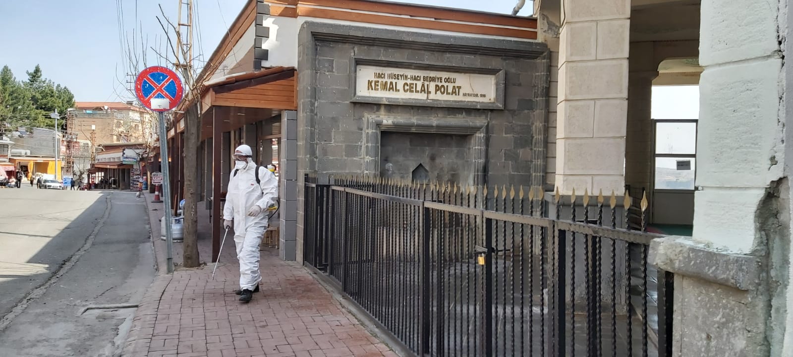 Eğil Belediyesi’nden koronavirüse karşı dezenfekte çalışması