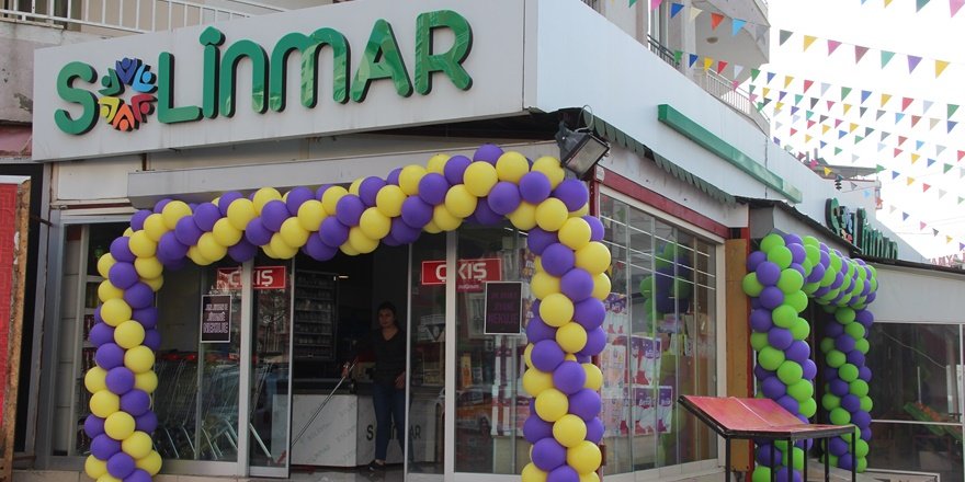 Fırsatçılara inat, yerel marketlerde indirim var