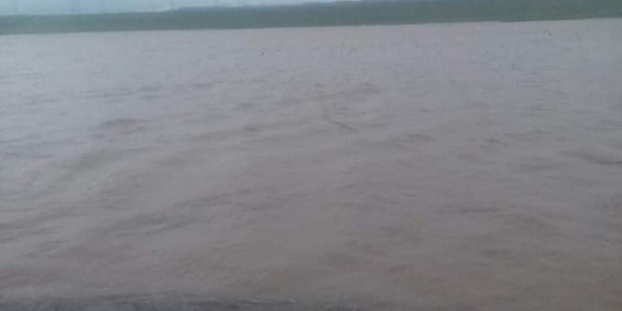 6 mahalle yolu ulaşıma kapandı