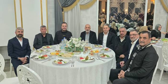 Diyarbakır’ın Köklü Aileleri Mutlu Günlerinde Buluştu