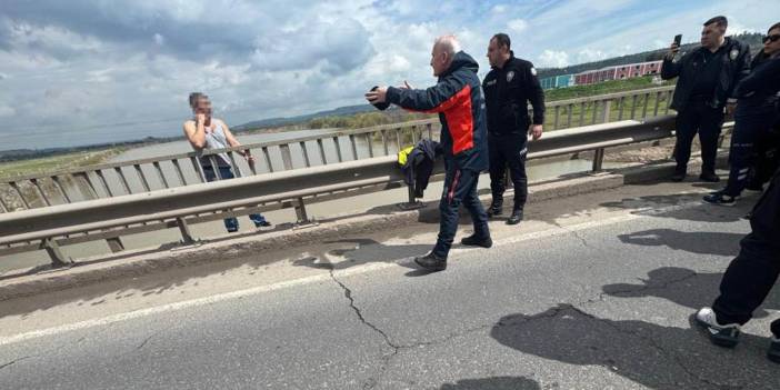 Diyarbakır’da köprüde intihar girişimi