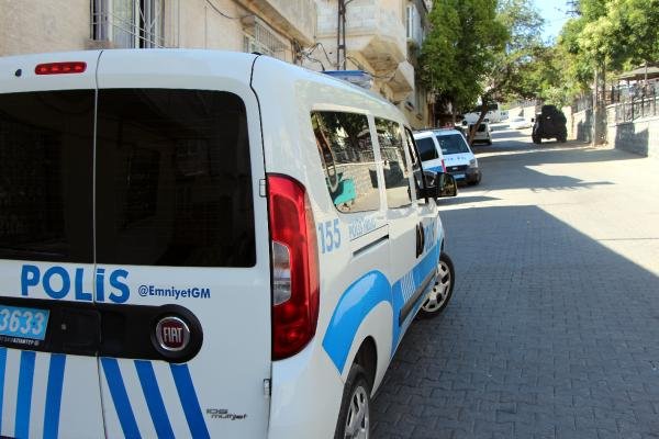 Polislerin önlem amaçlı bekleyişi sürüyor