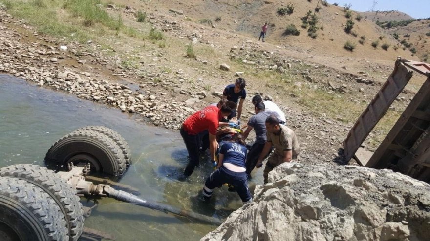 Trafik Kazası: 2 Yaralı