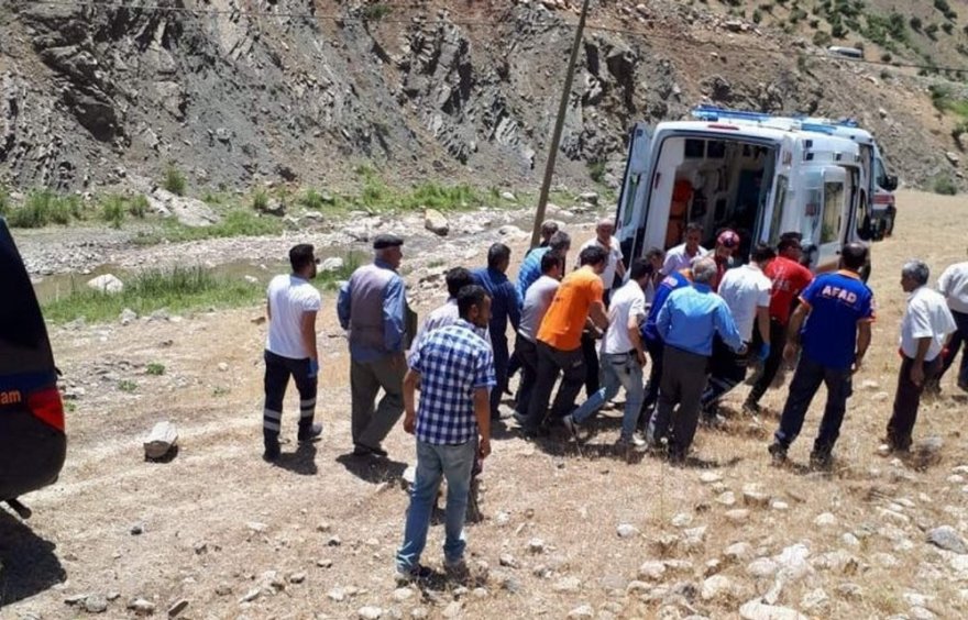 Trafik Kazası: 2 Yaralı