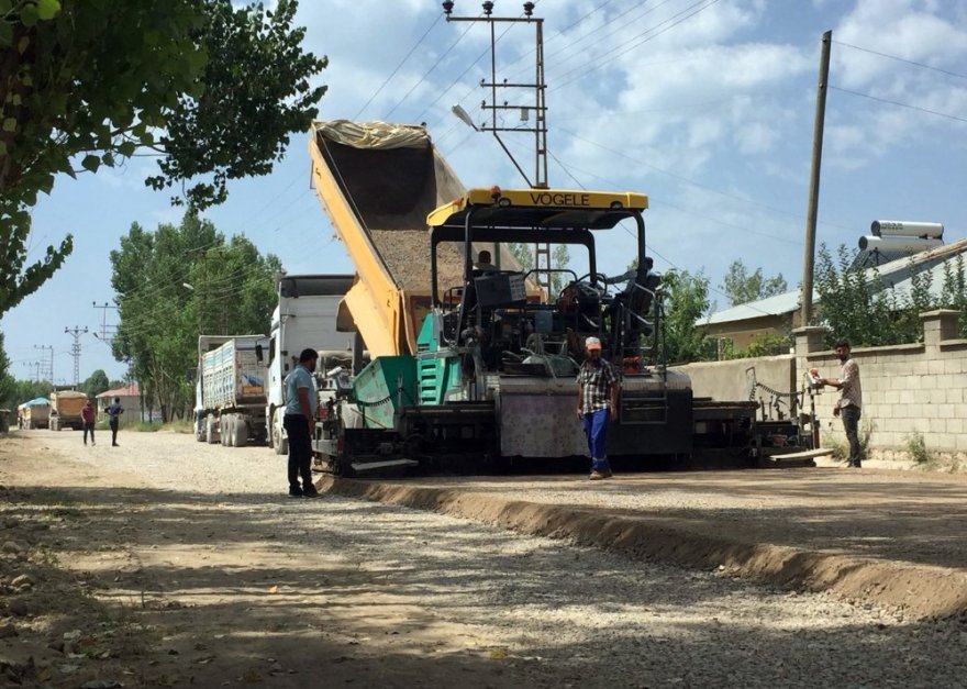 Erciş’e 14 Milyonluk Yol Yatırımı