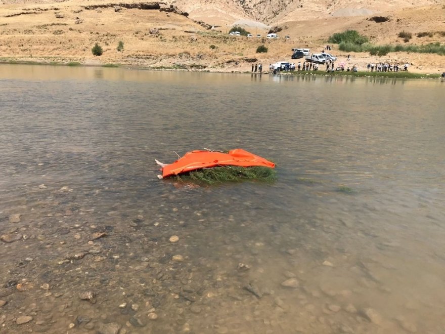 Suda boğulan gencin Cesedi 15 Kilometre Ötede Bulundu